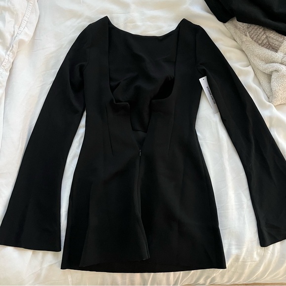 Princess Polly Classic Black Long Sleeve Dress - Picture 2 of 8